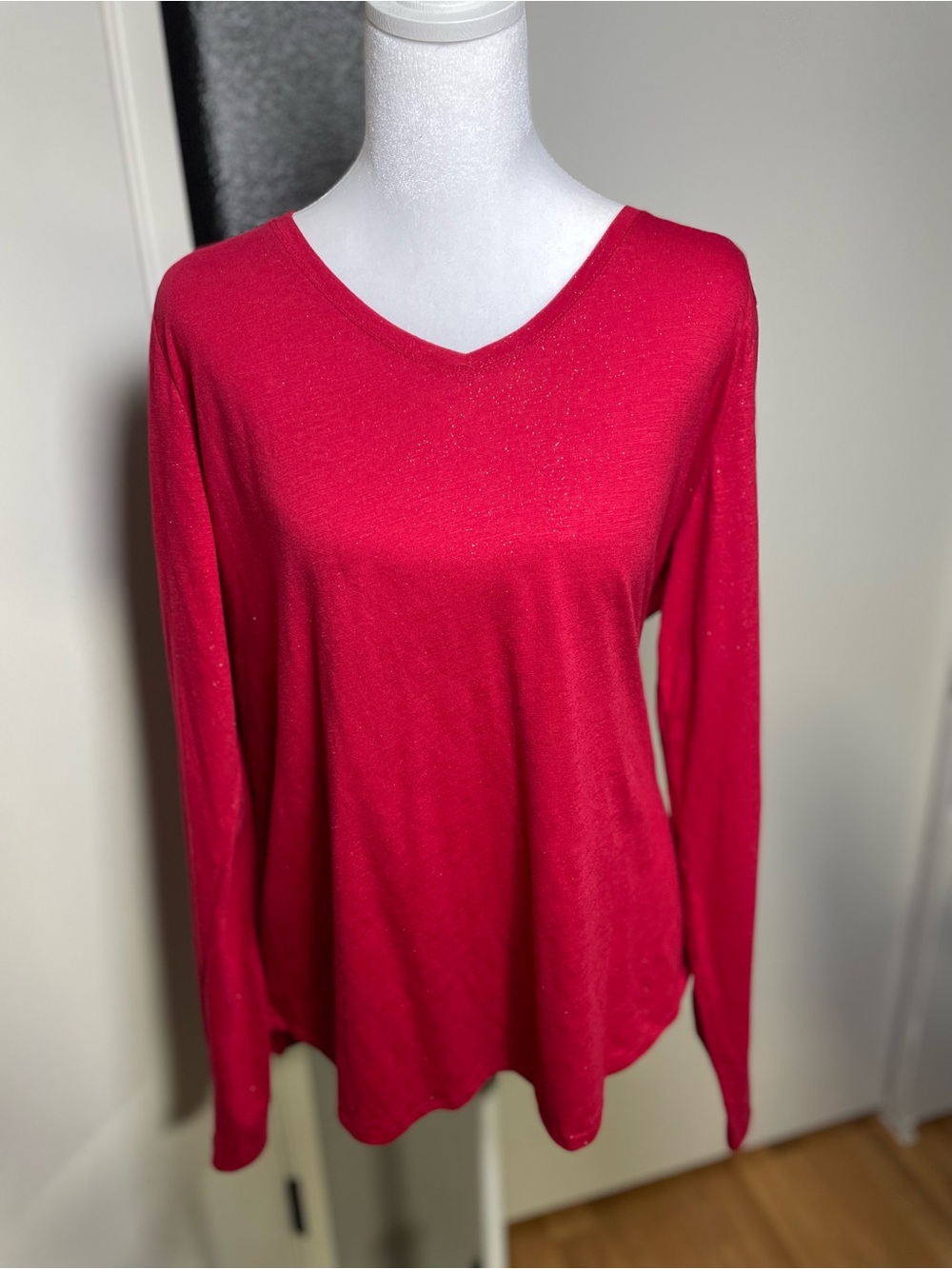 Sonoma Sparkle V-Neck Long Sleeve Top - Bright Red